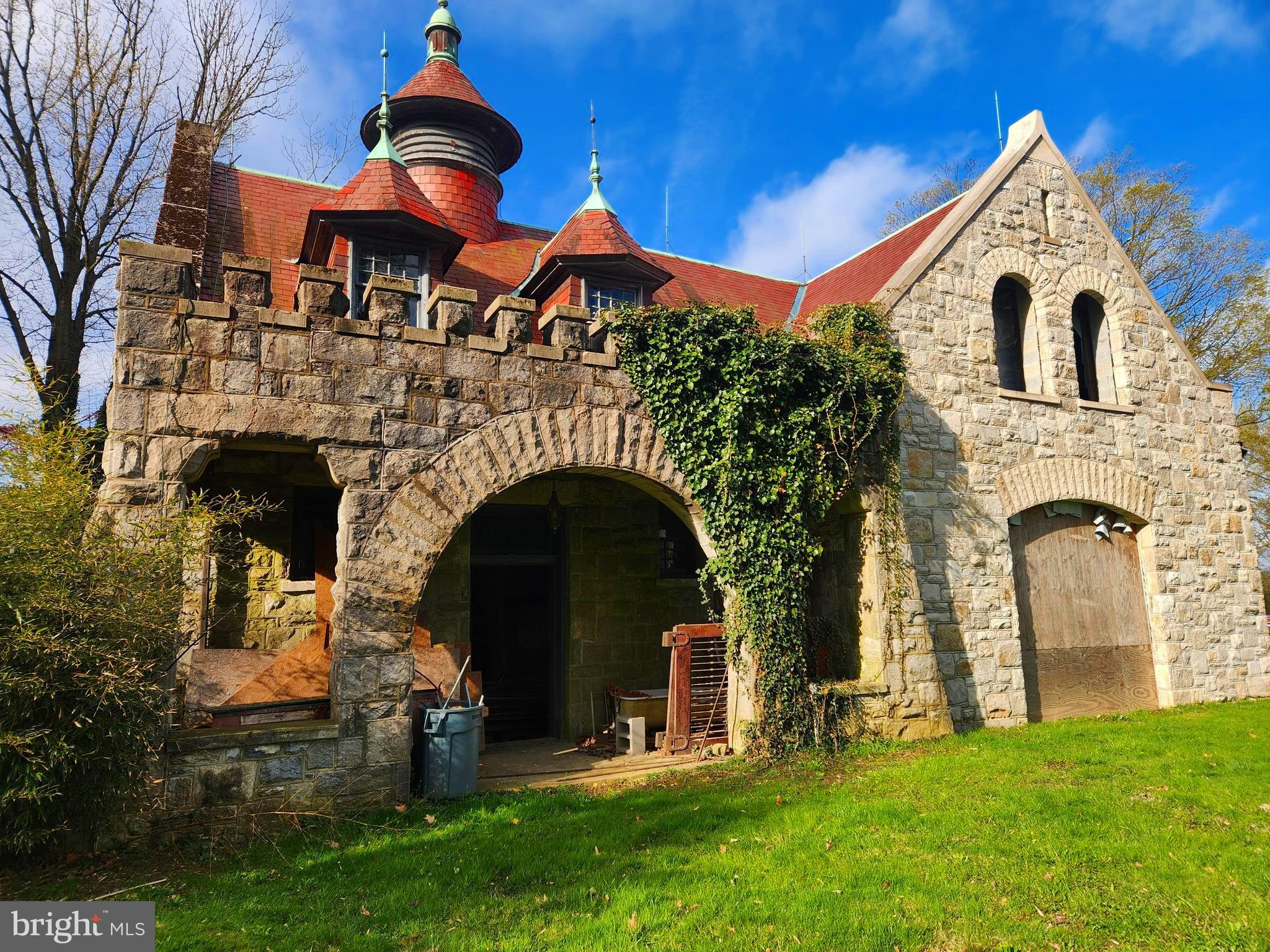 PRESIDENT AVENUE - Residential