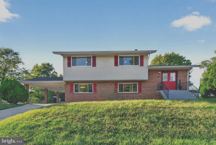 Photo 1 of 35 — 7311 WESSEX DRIVE, TEMPLE HILLS, MD 20748