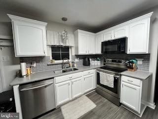 PRESIDENTIAL LAKES - Residential Lease