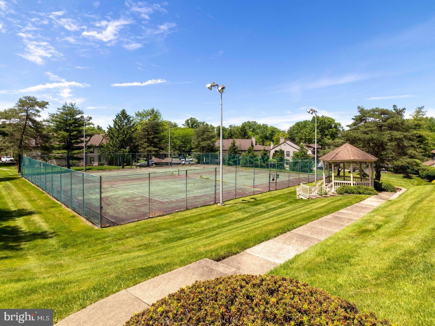 HAMPTON GREENS - Residential