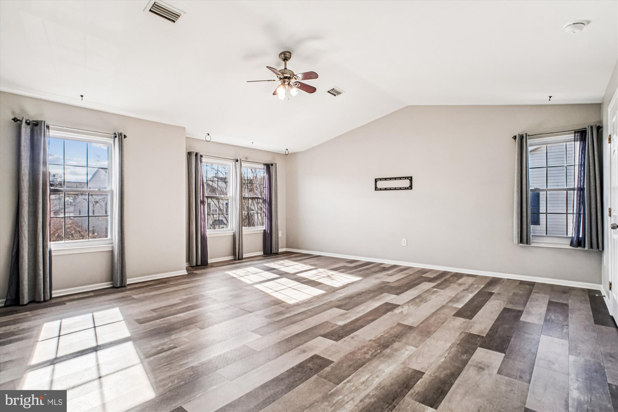 GABLES AT GUNSTON - Residential Lease