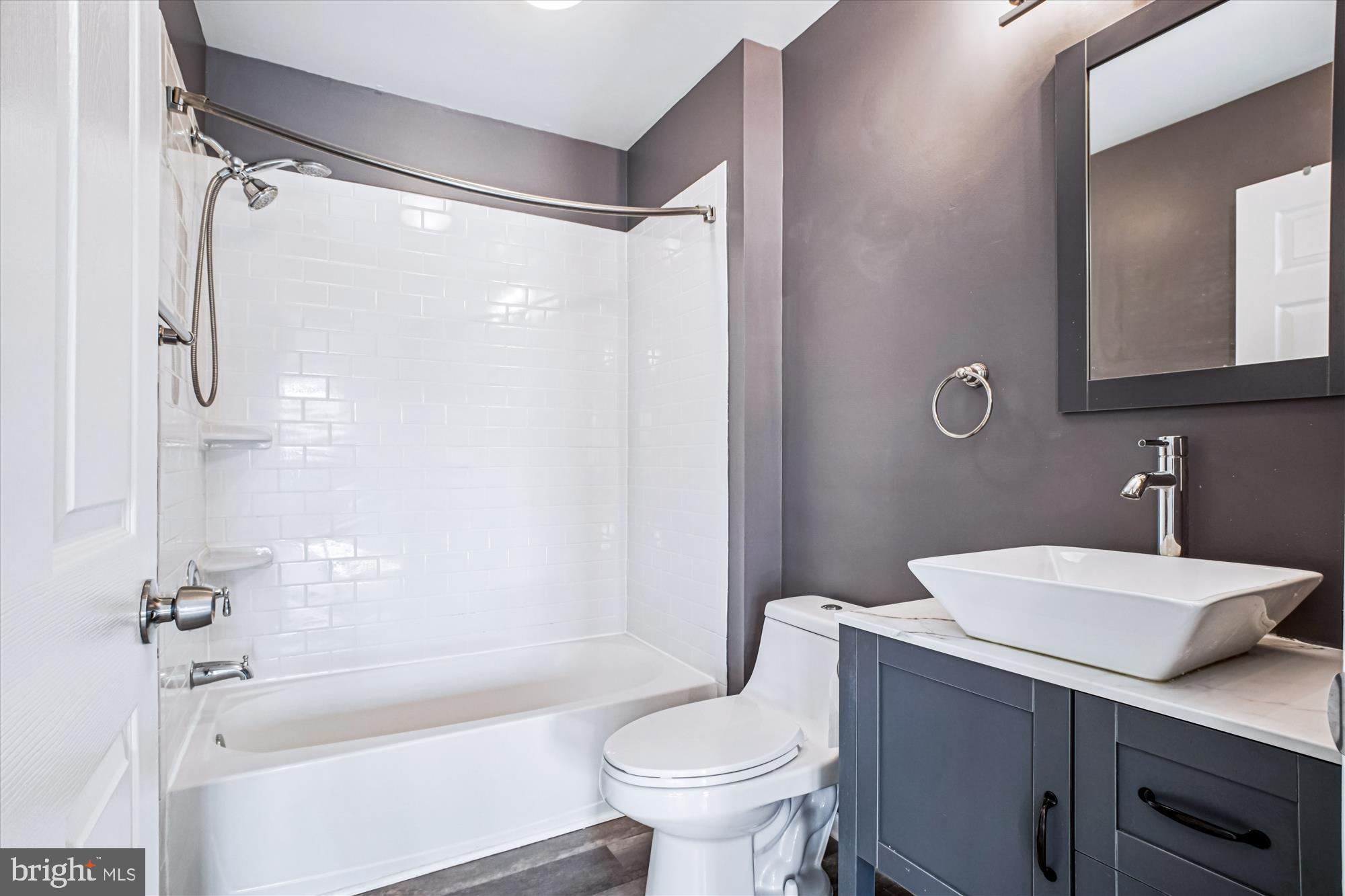 GABLES AT GUNSTON - Residential Lease