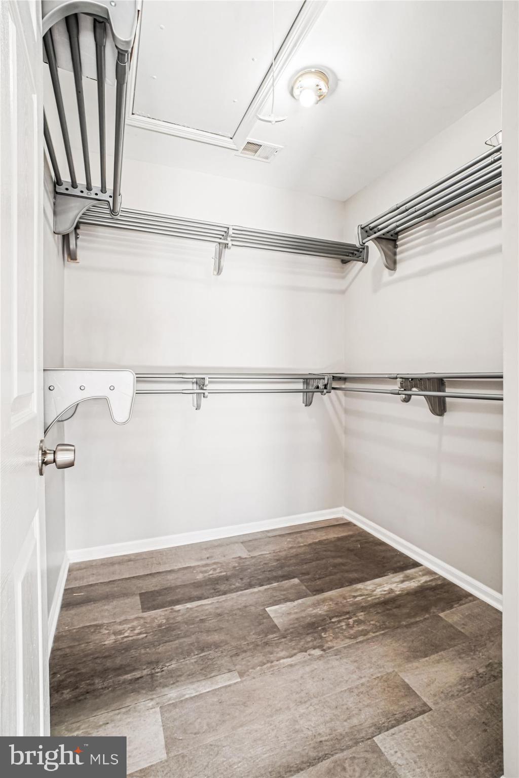 GABLES AT GUNSTON - Residential Lease