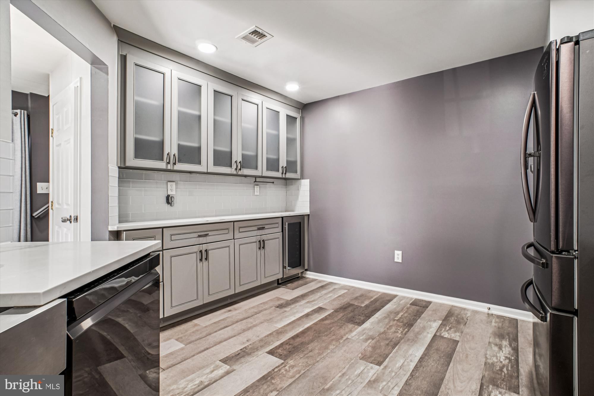 GABLES AT GUNSTON - Residential Lease