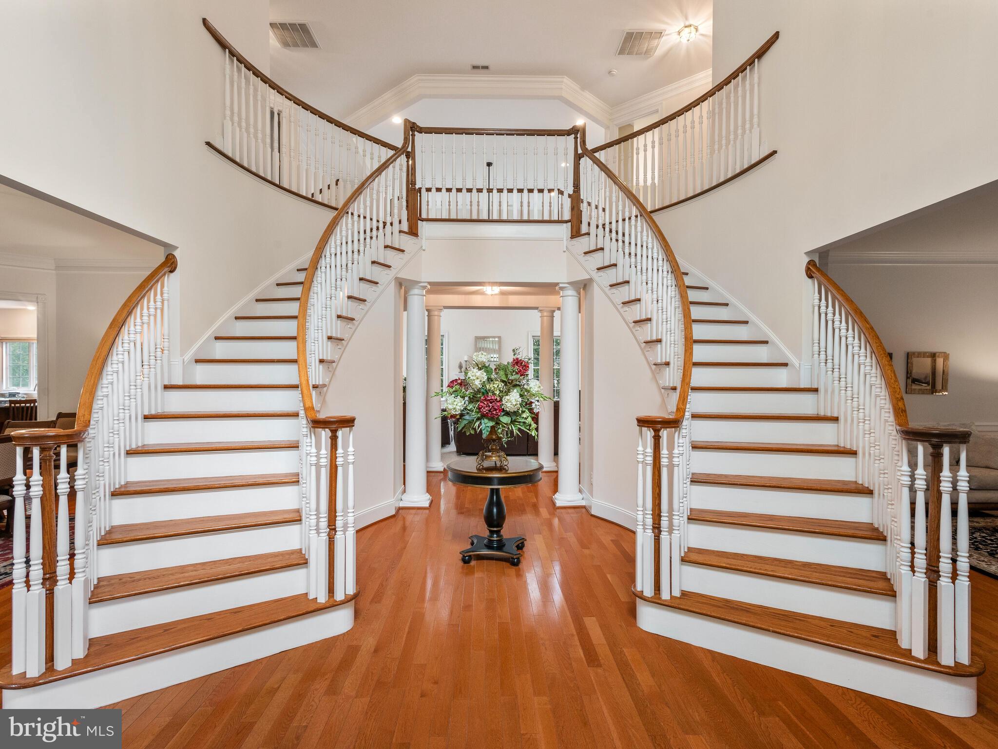 RIVERCREST - Residential