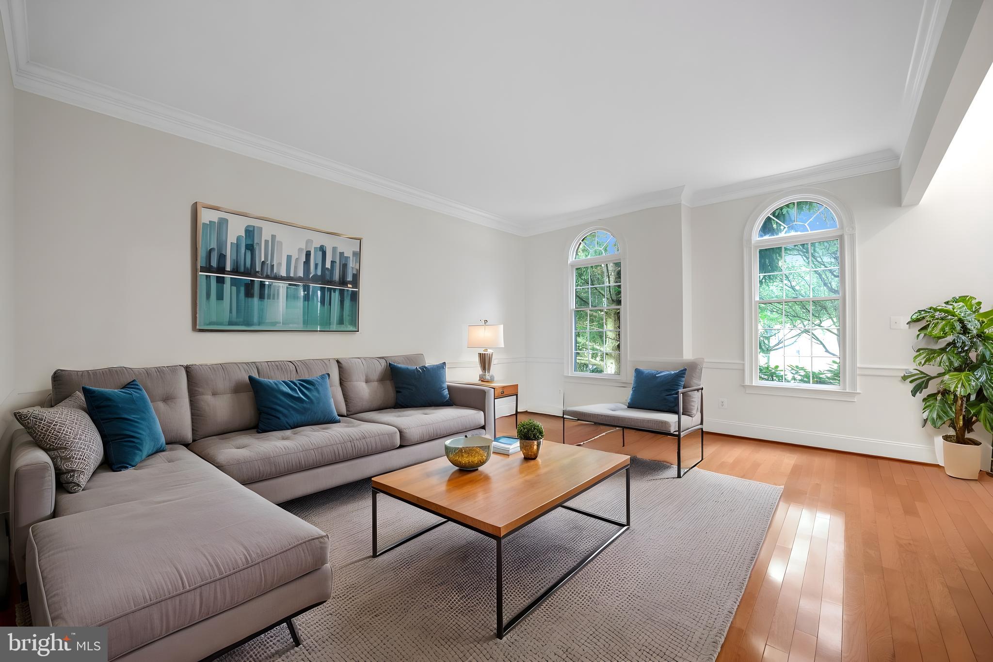 RIVERCREST - Residential