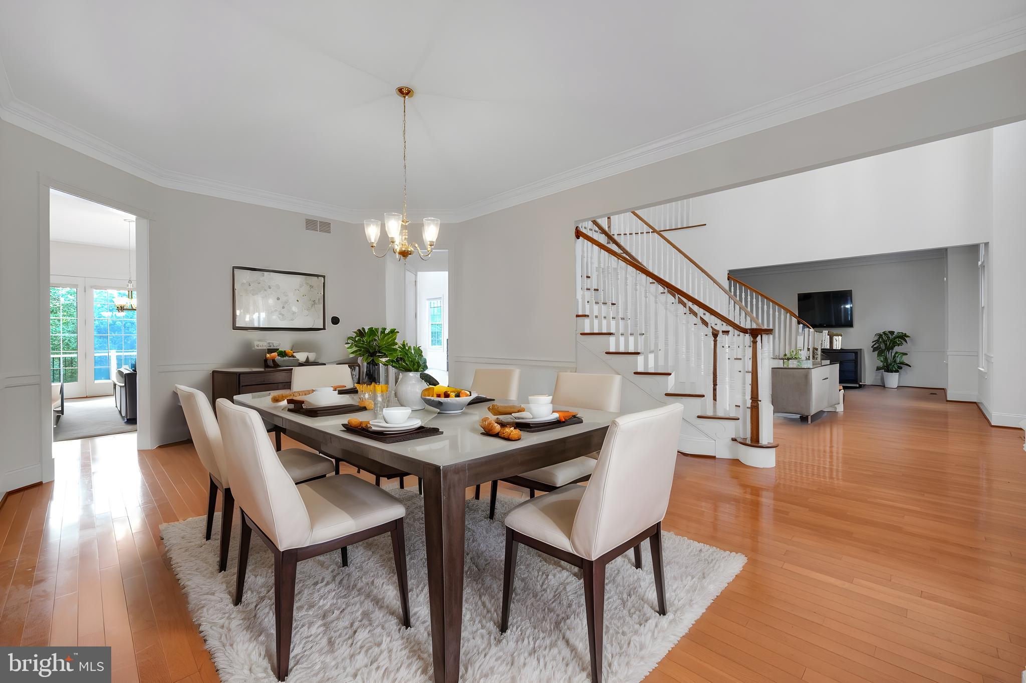 RIVERCREST - Residential