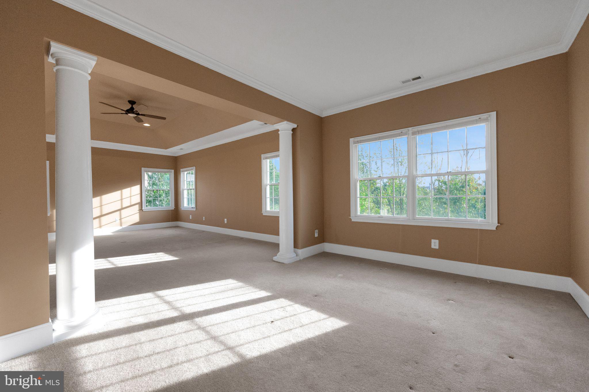 RIVERCREST - Residential