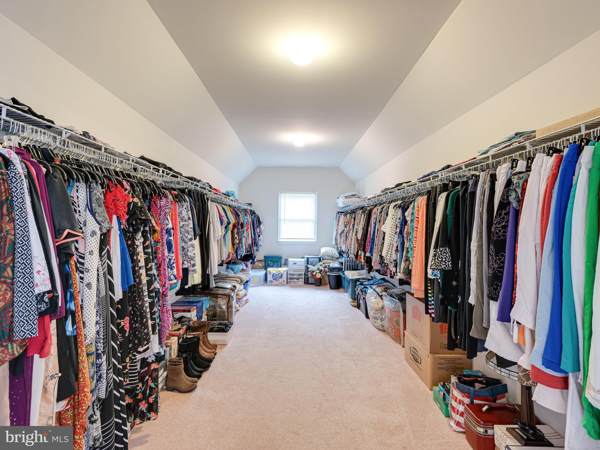 RIVERCREST - Residential