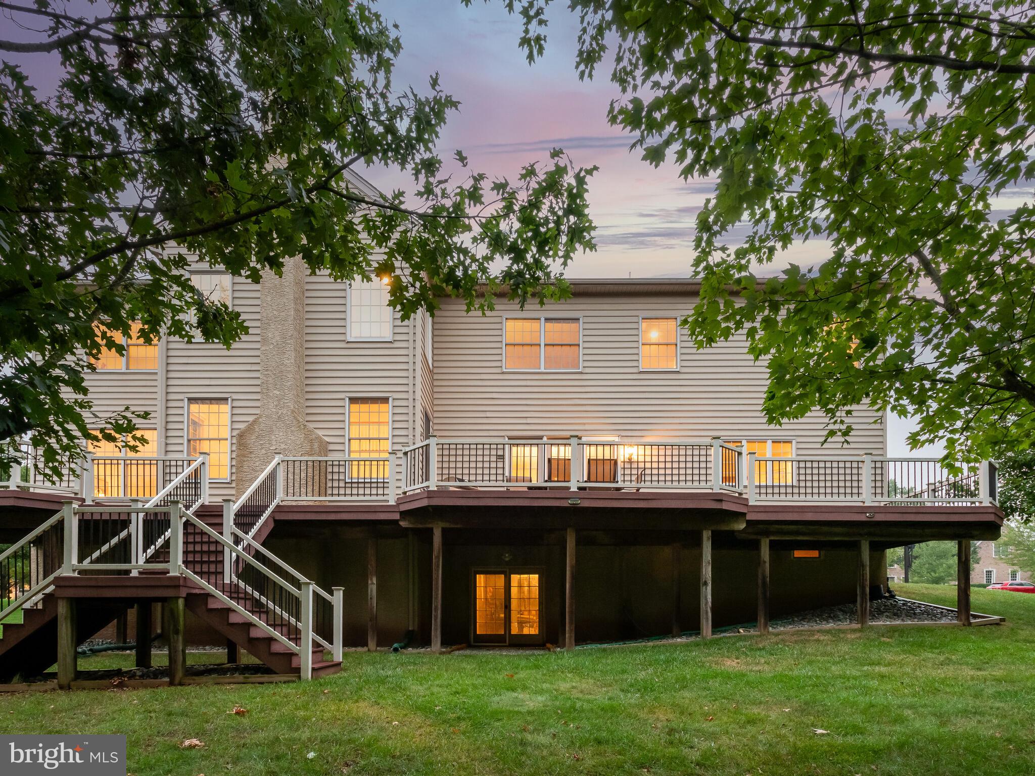 RIVERCREST - Residential