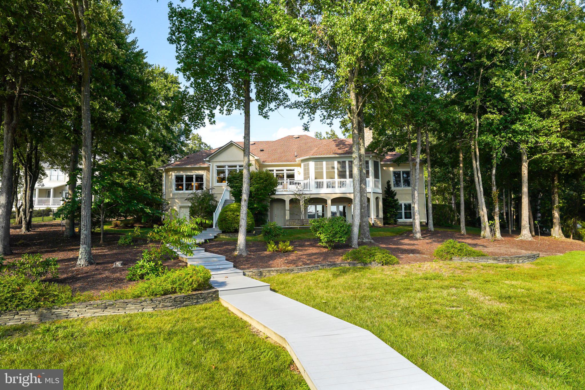 FAWN LAKE - Residential