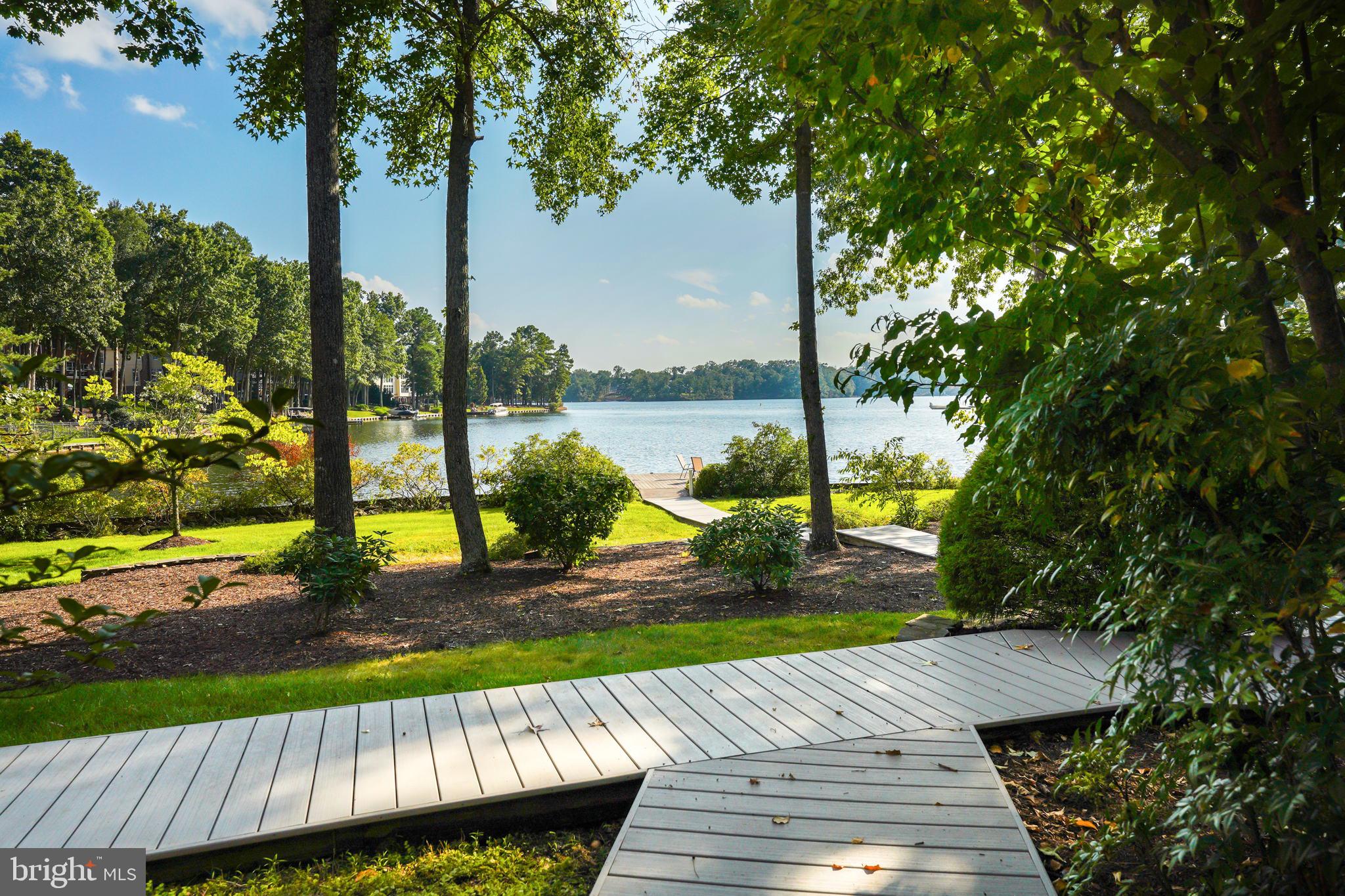 FAWN LAKE - Residential