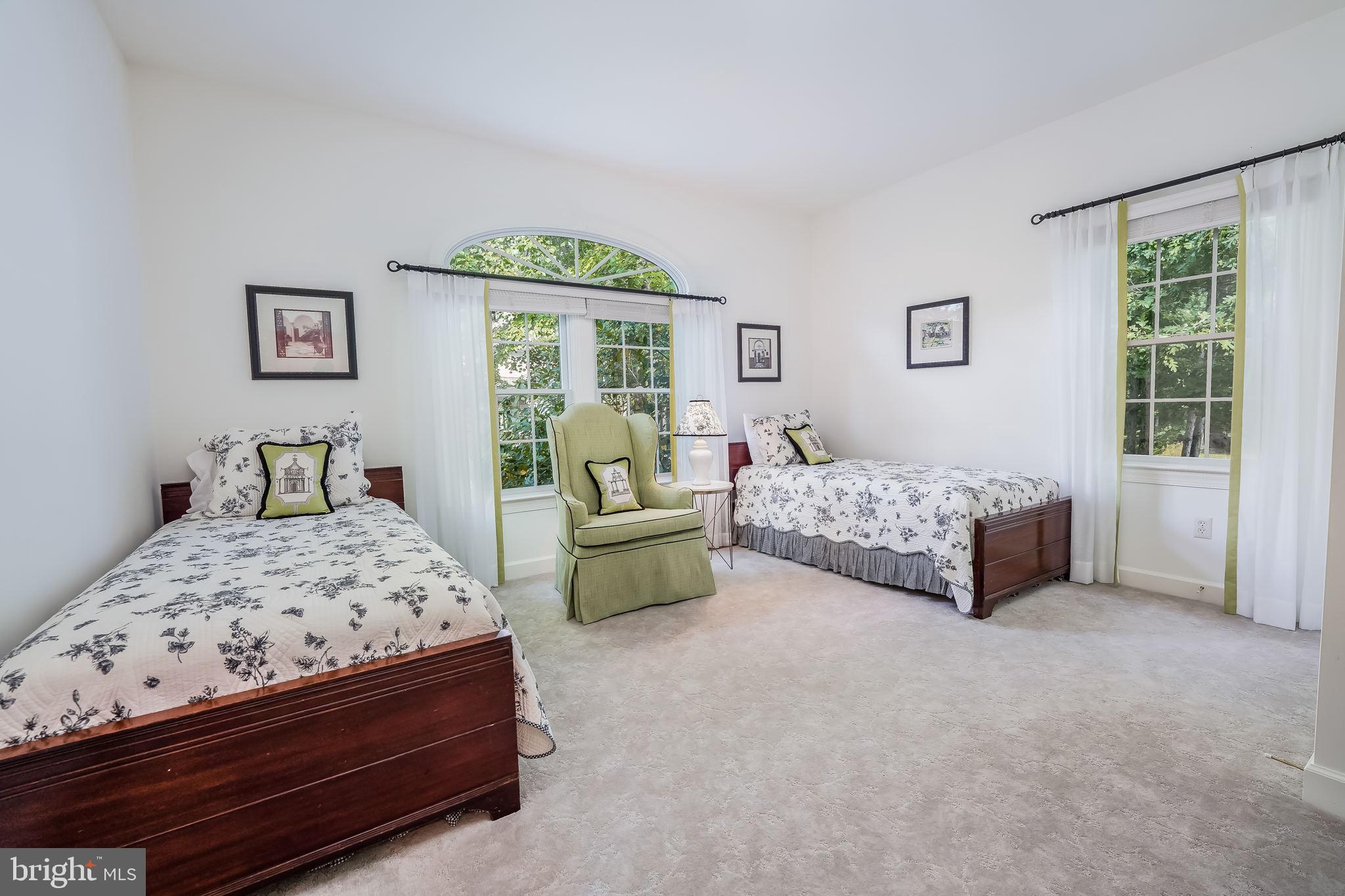 FAWN LAKE - Residential