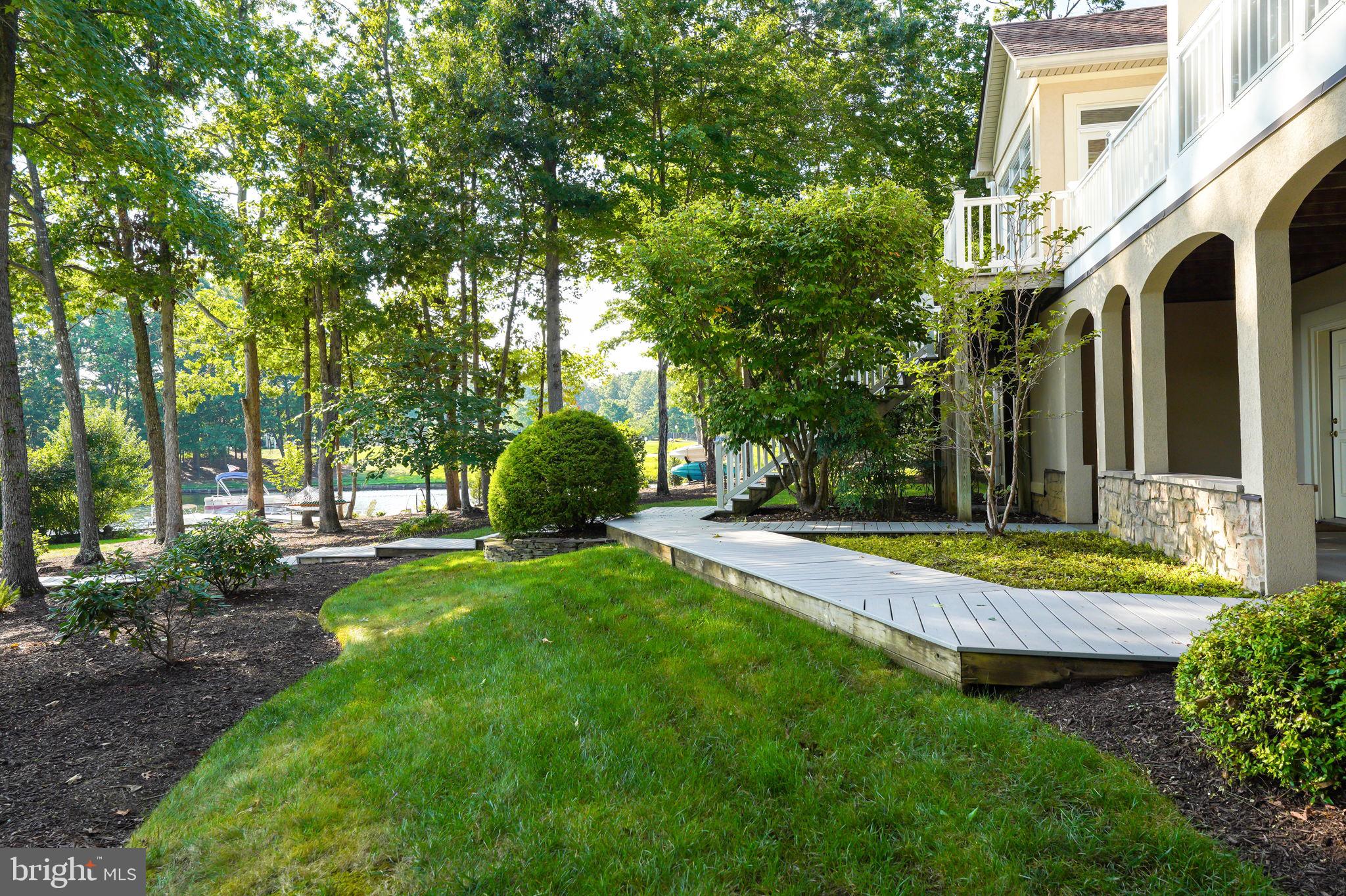 FAWN LAKE - Residential