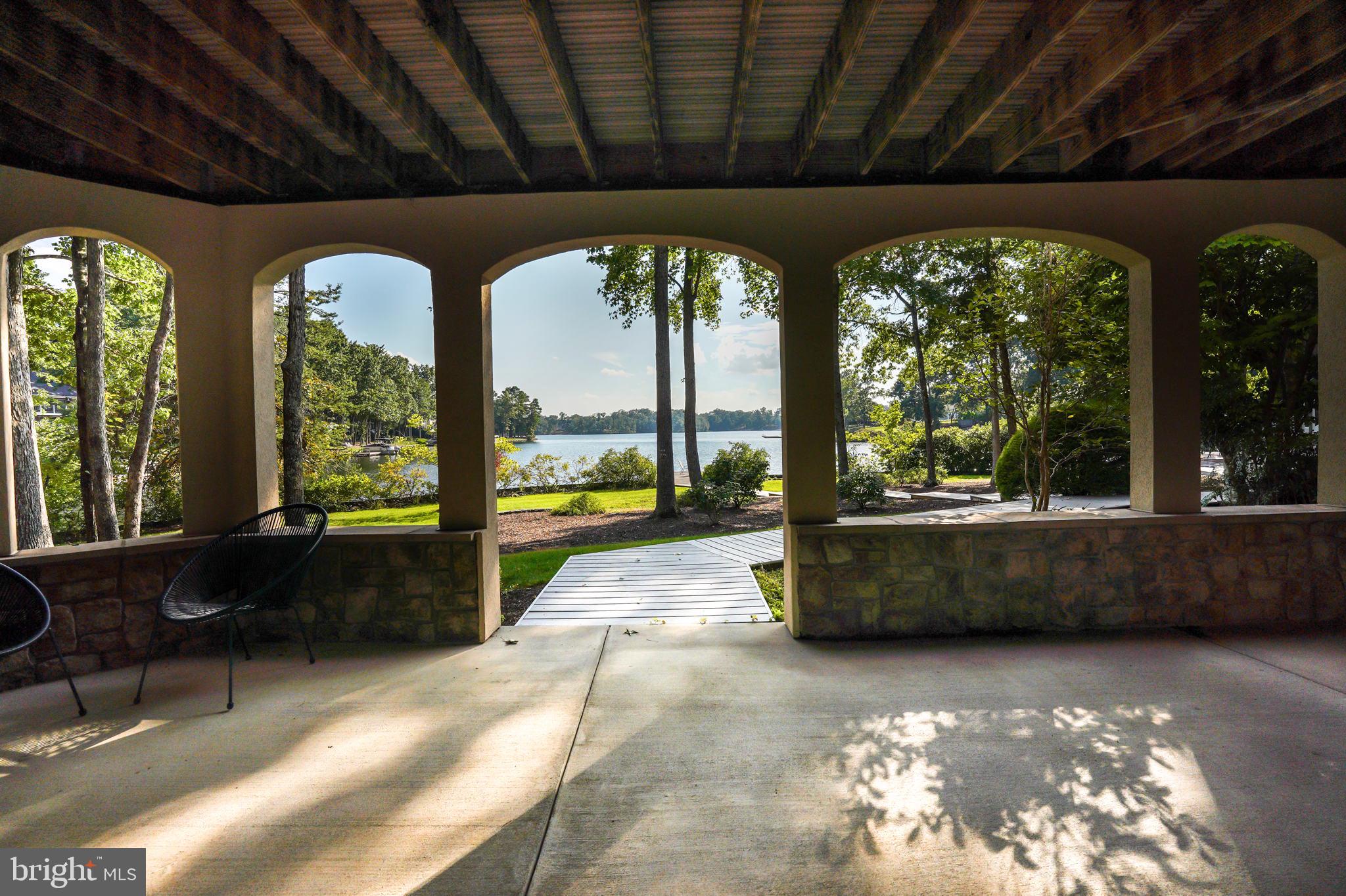 FAWN LAKE - Residential