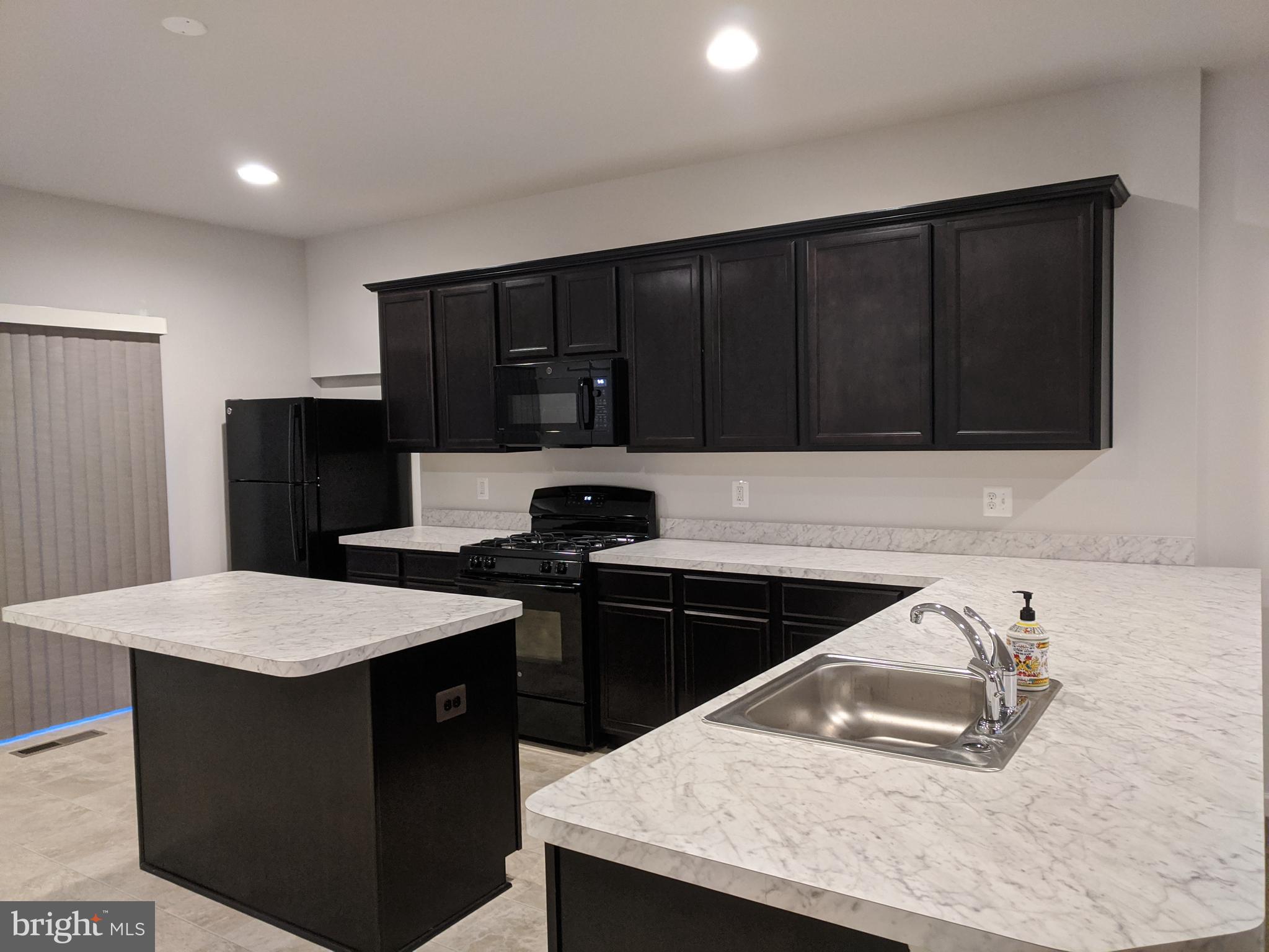 SNOWDEN BRIDGE - Residential Lease