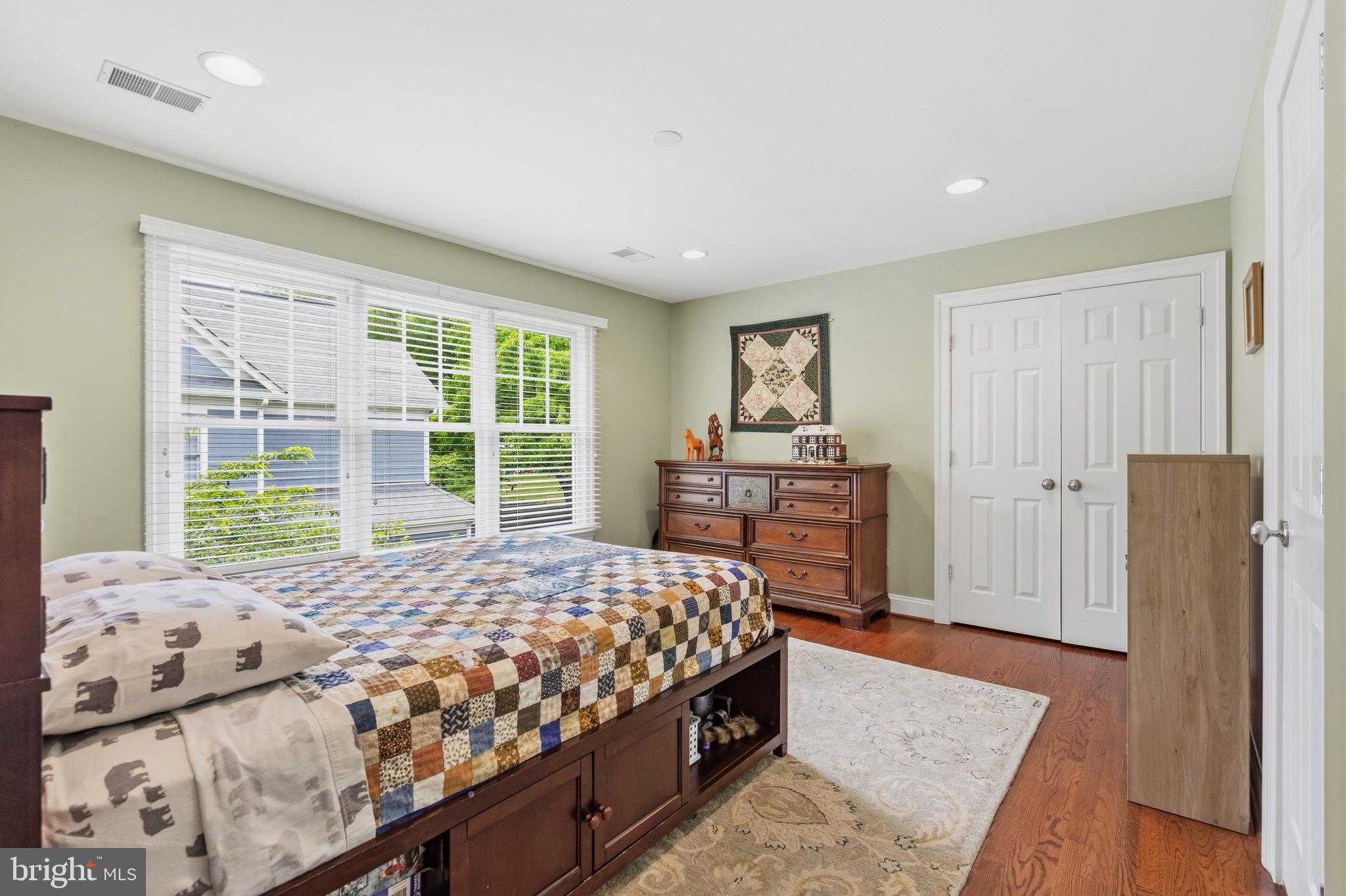 WEST MC LEAN - Residential