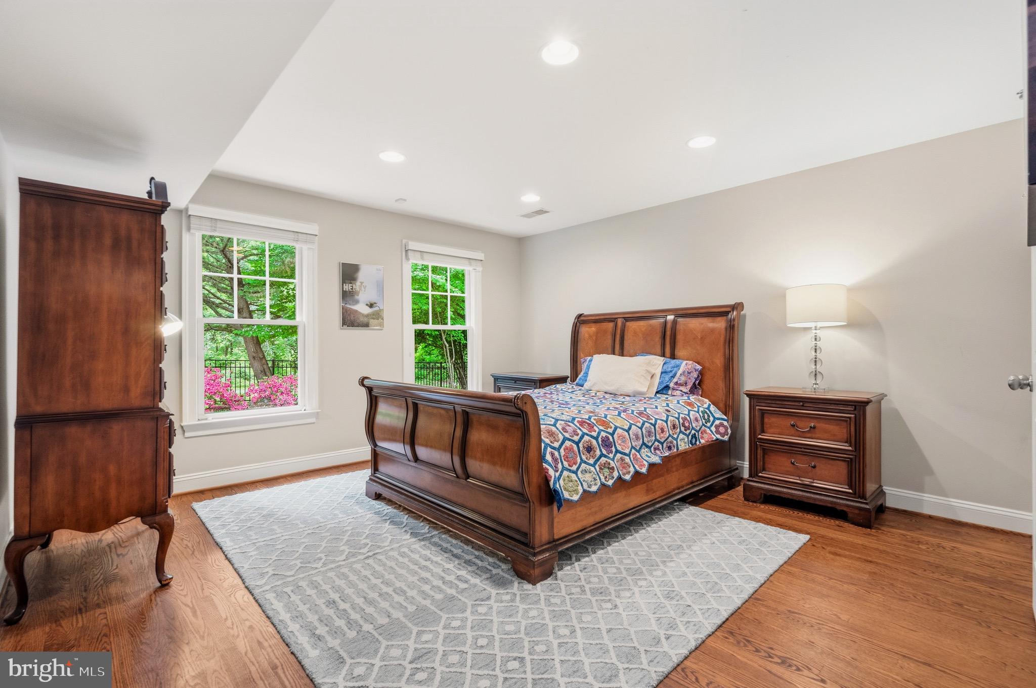 WEST MC LEAN - Residential