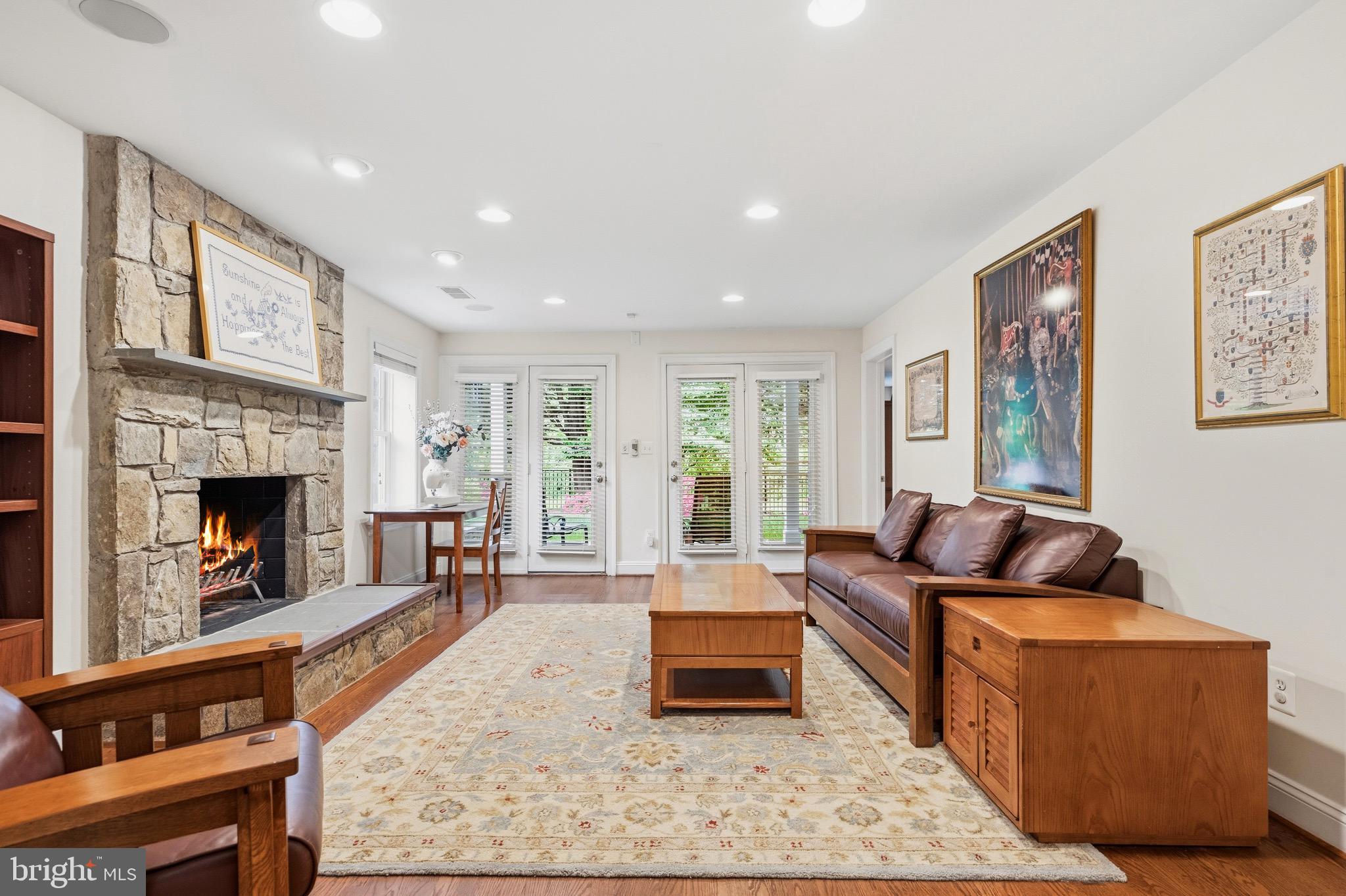 WEST MC LEAN - Residential