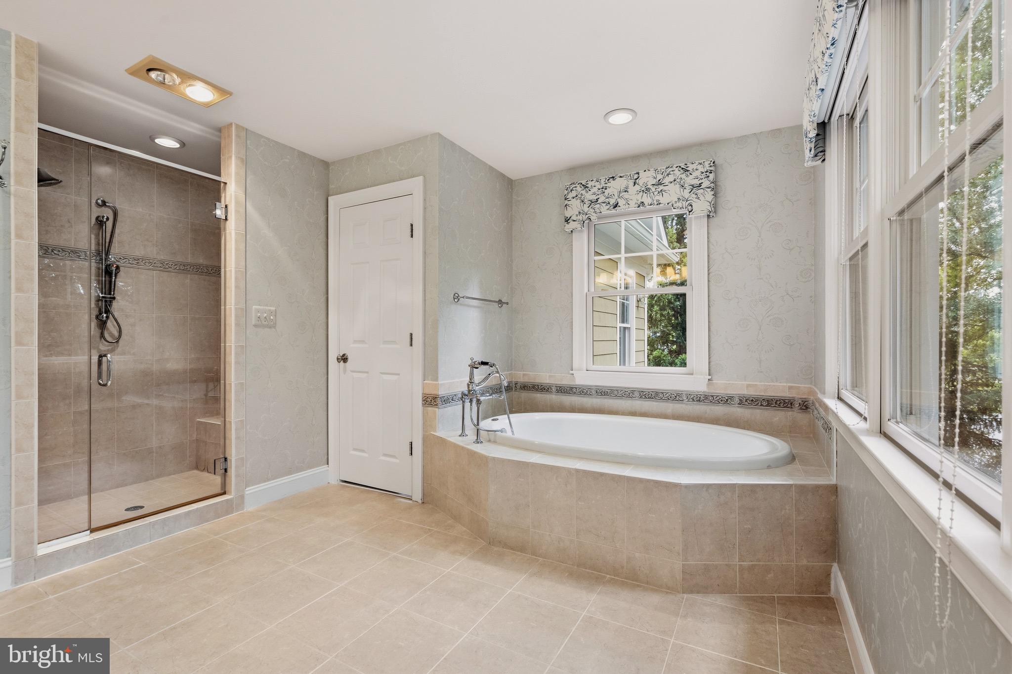 WEST MC LEAN - Residential