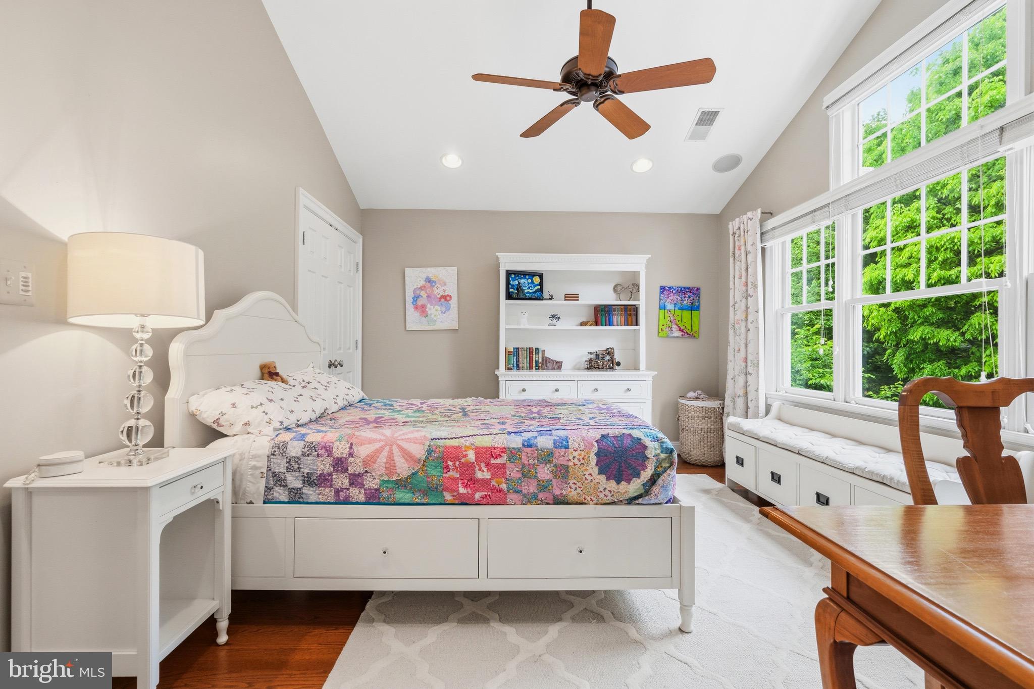 WEST MC LEAN - Residential