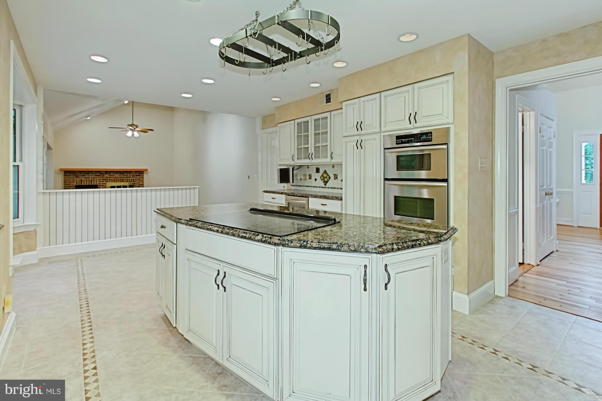 ARDMORE WOODS - Residential Lease