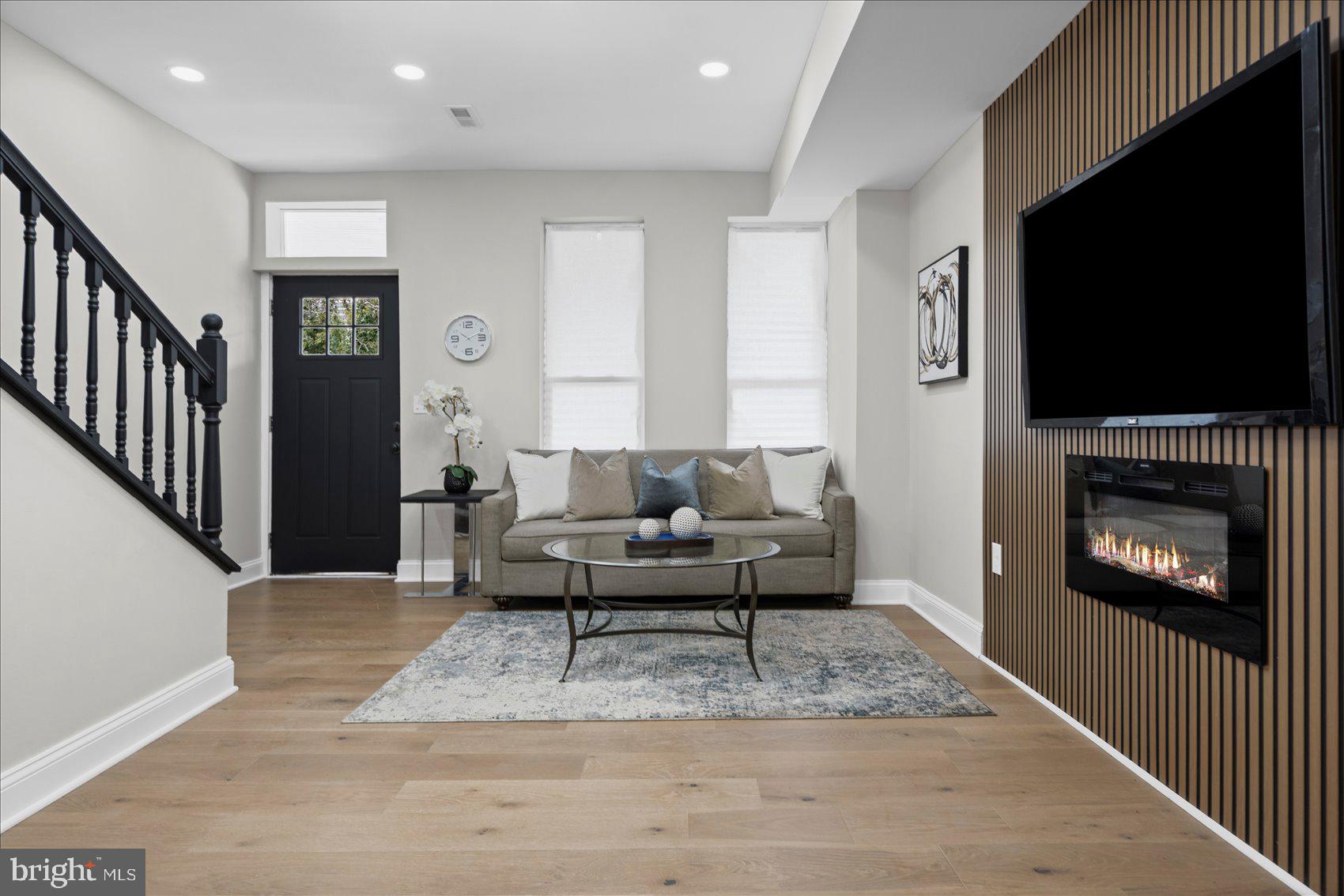 PEN LUCY - Residential