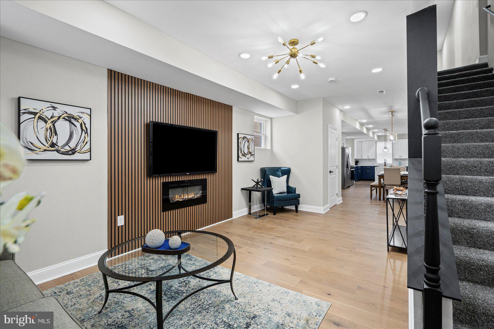 PEN LUCY - Residential