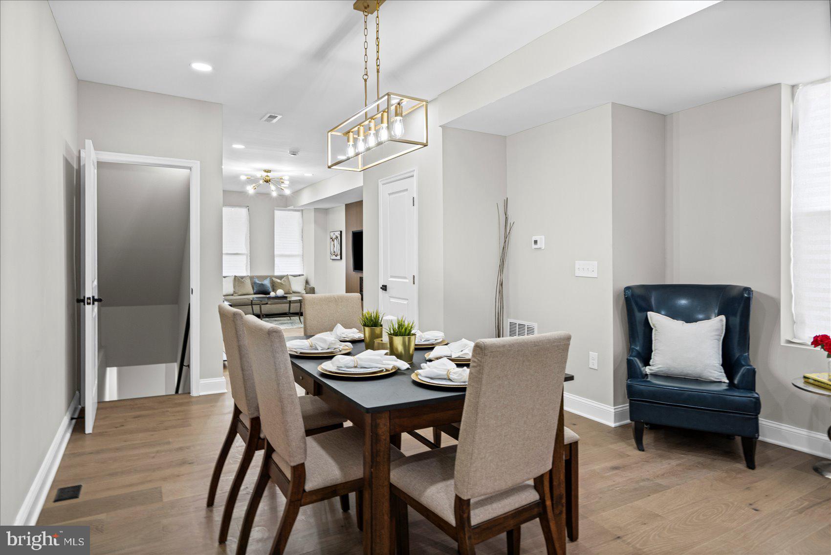 PEN LUCY - Residential