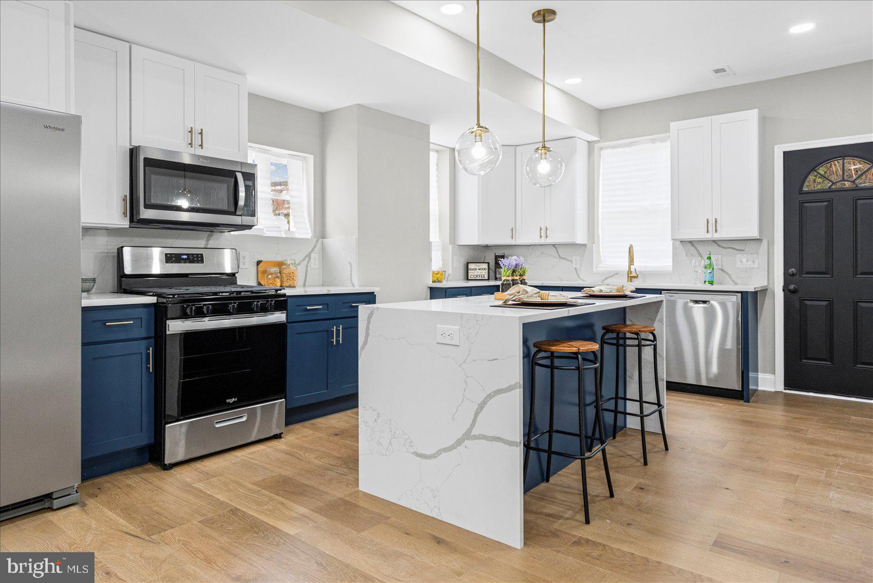 PEN LUCY - Residential