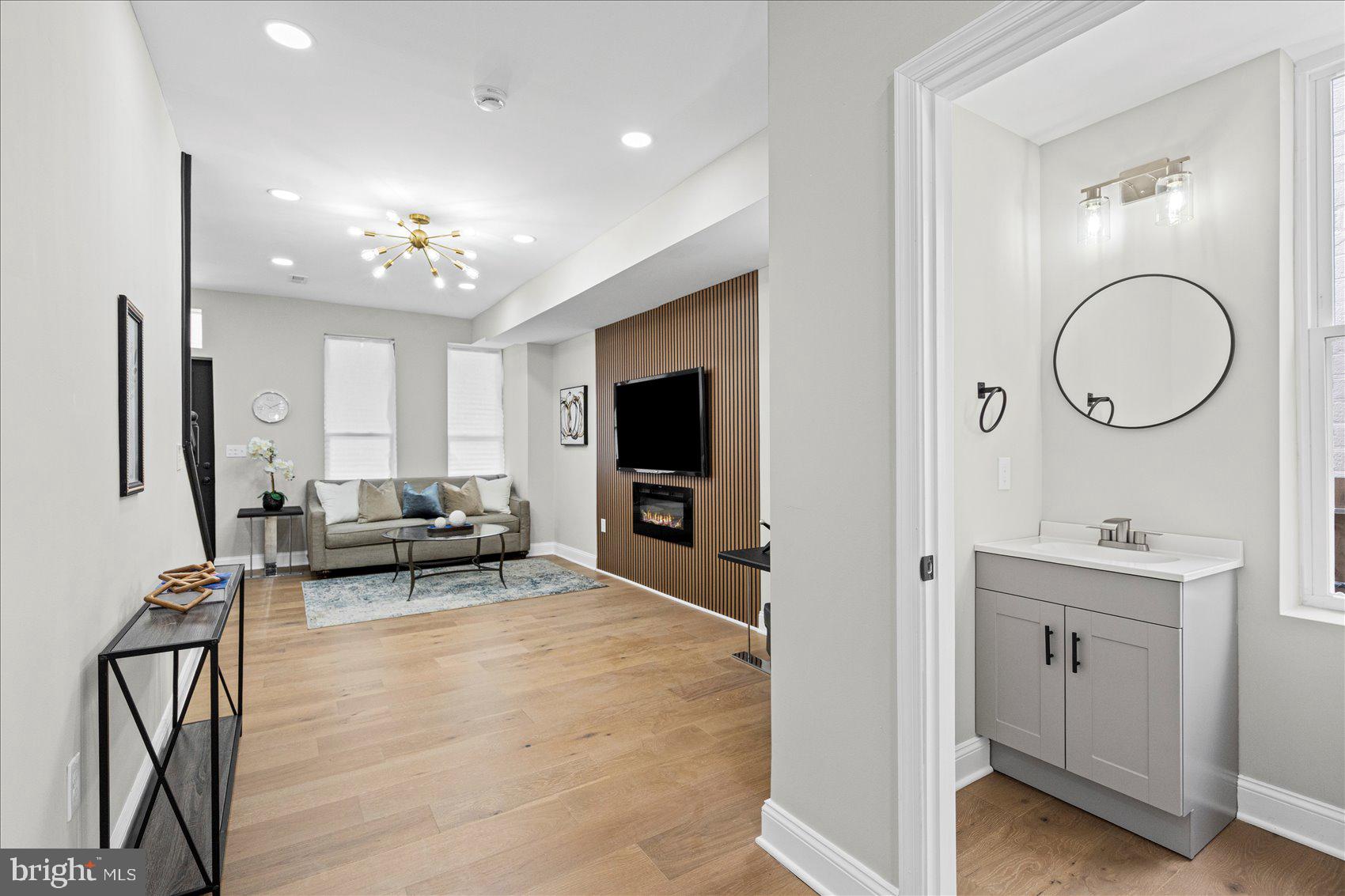 PEN LUCY - Residential