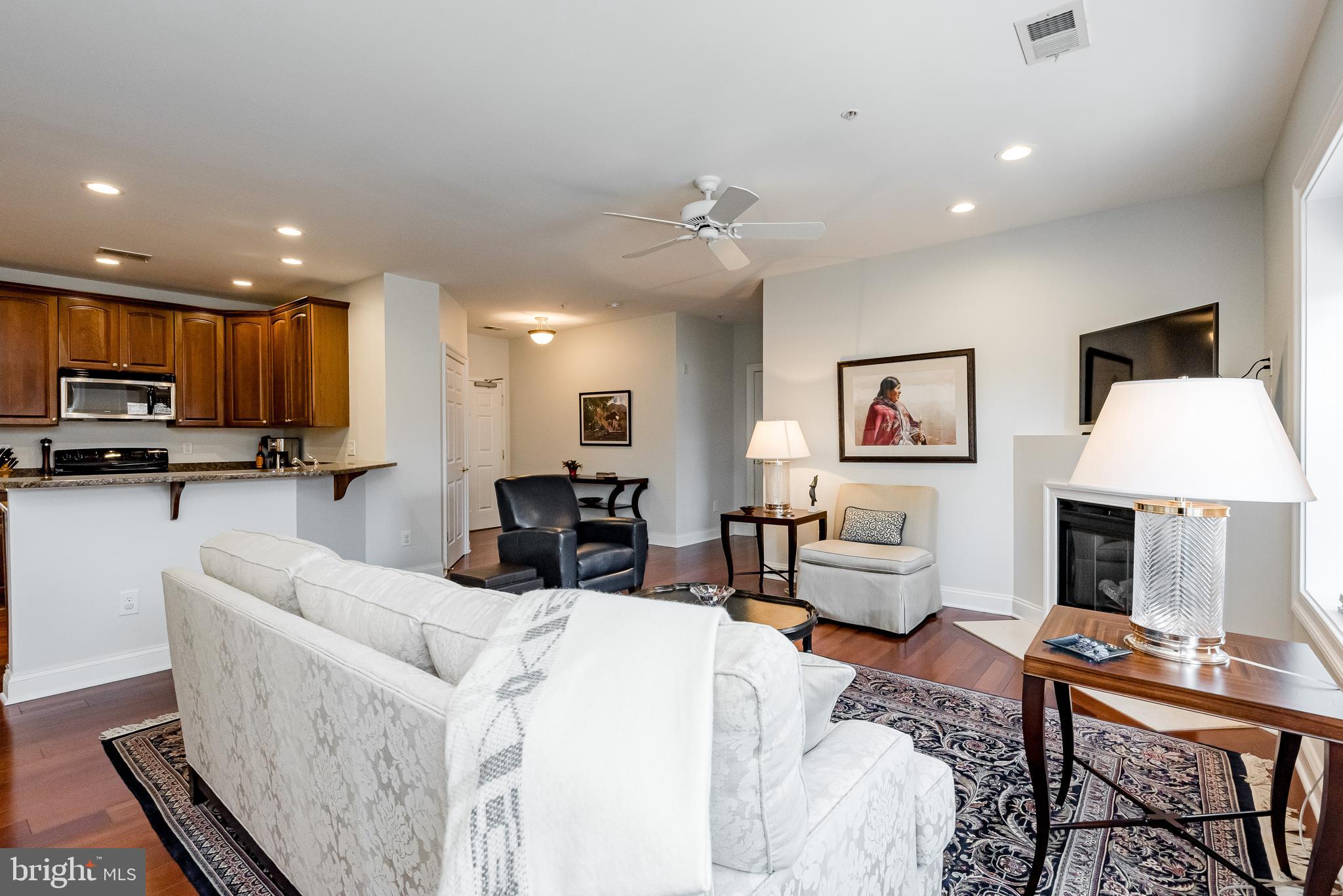 MURRAY HILL - Residential