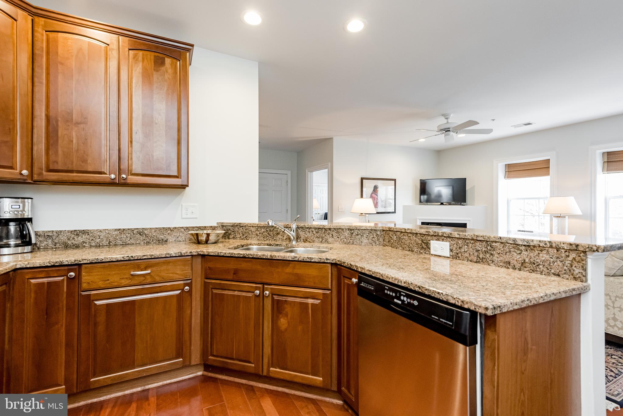 MURRAY HILL - Residential