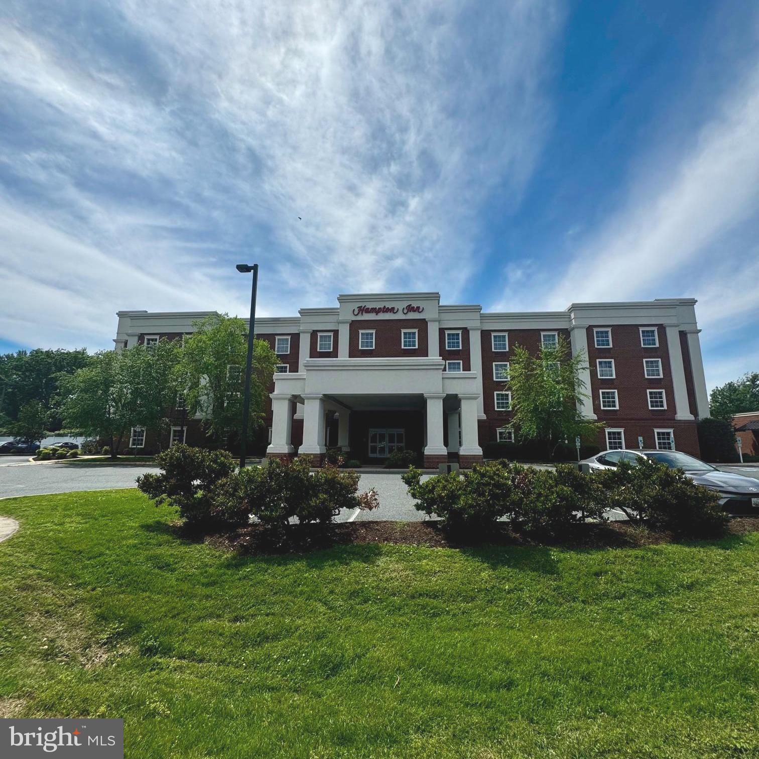 8058 OCEAN GATEWAY