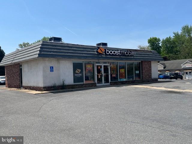 1646 LINCOLN HIGHWAY EAST