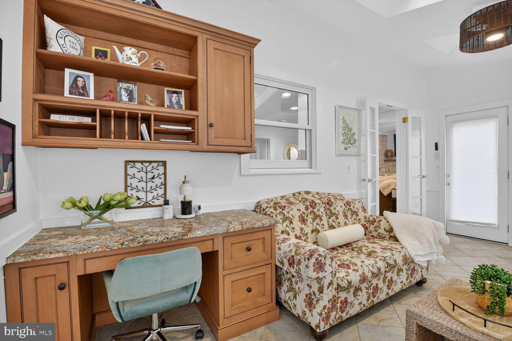 KENSINGTON PARK - Residential