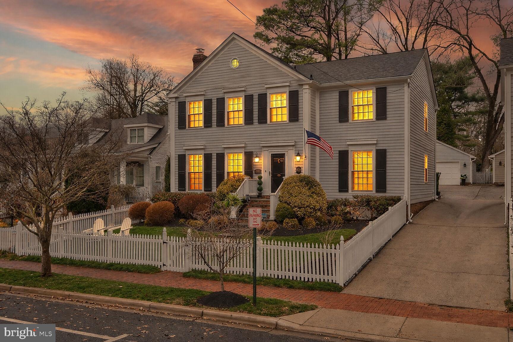 KENSINGTON PARK - Residential