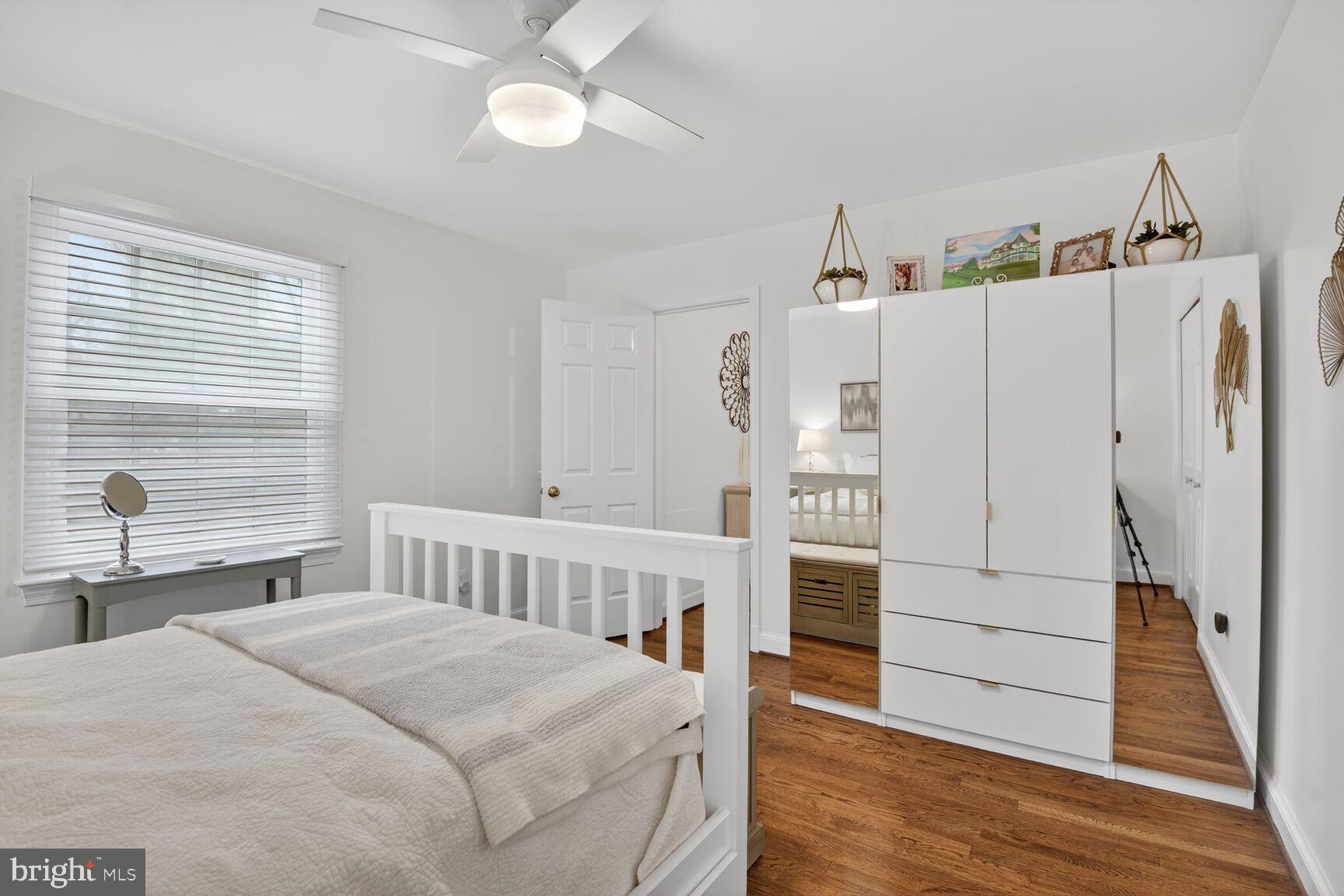 KENSINGTON PARK - Residential