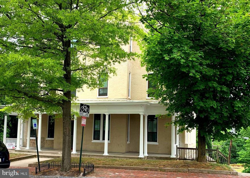 2nd Floor Efficiency Apartment available for rent in Hagerstown.  Apartment features large windows offering lots of natural light.  Hardwood Floors.  Built in Ductless Mini Split Heating & Air Conditioning System, Secured entry to building and Onsite Coin Op Laundry.  Sorry Dogs are not allowed.  Call today for more details.