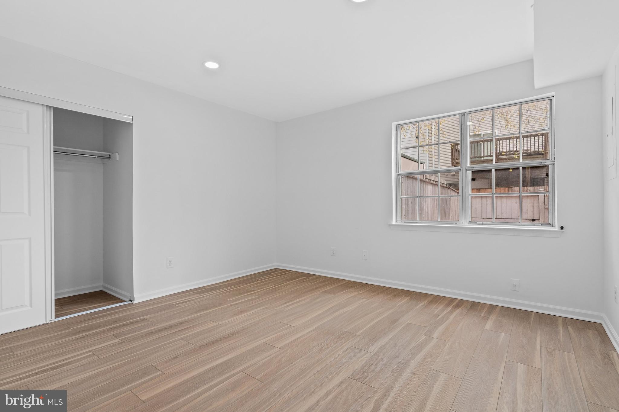 WINDING BROOK - Residential