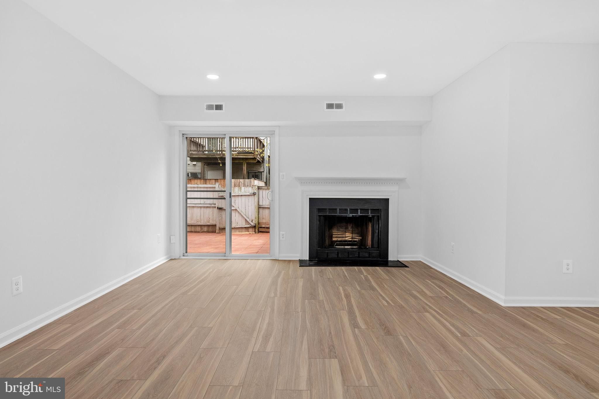 WINDING BROOK - Residential