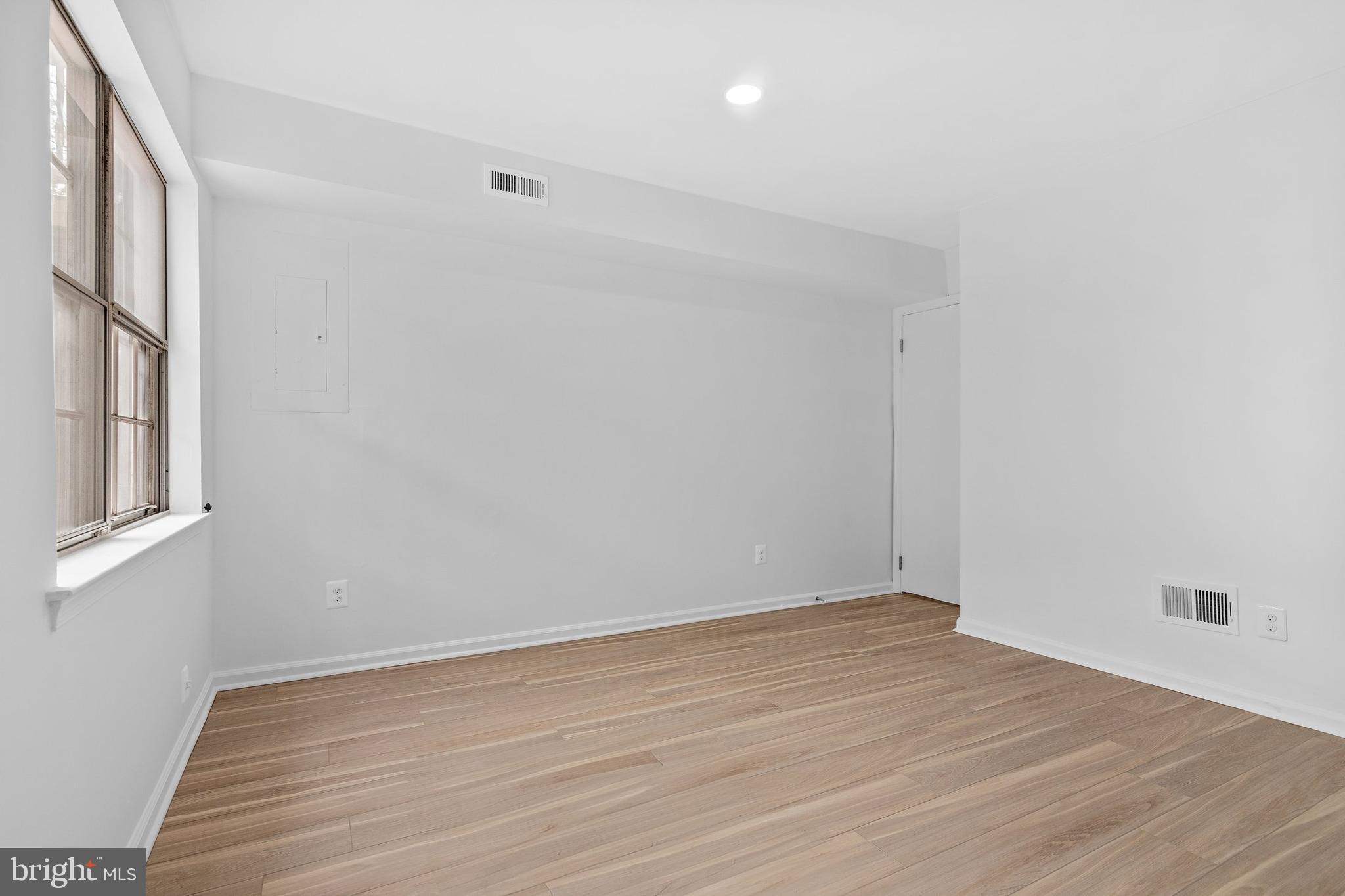 WINDING BROOK - Residential