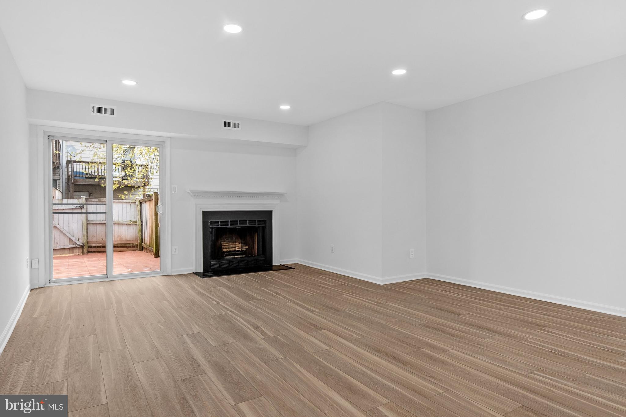 WINDING BROOK - Residential