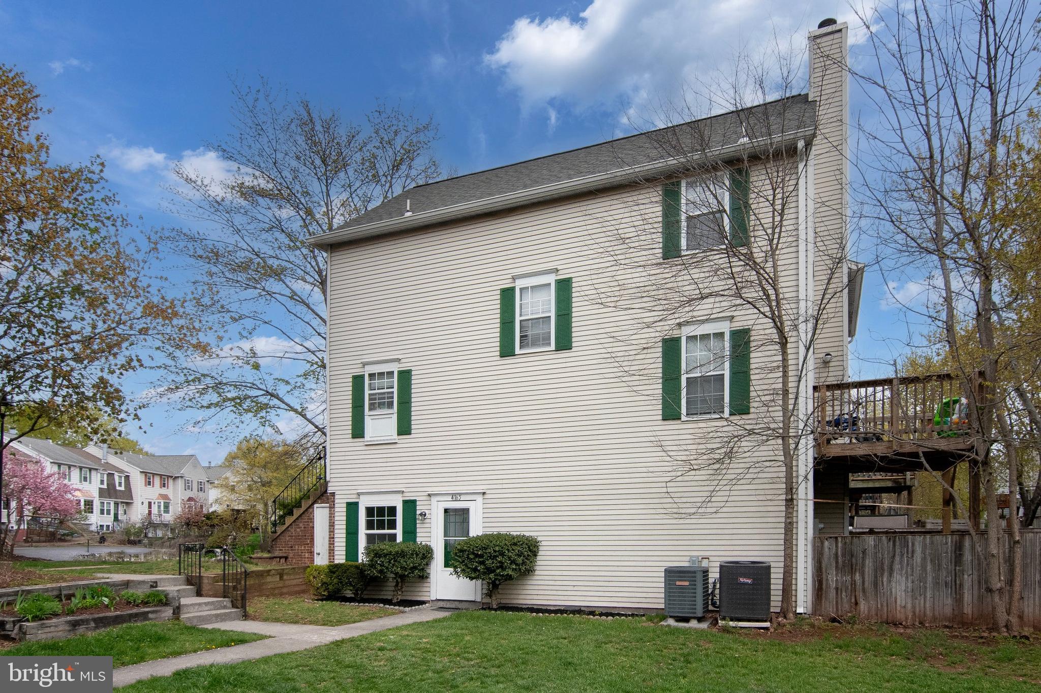 WINDING BROOK - Residential
