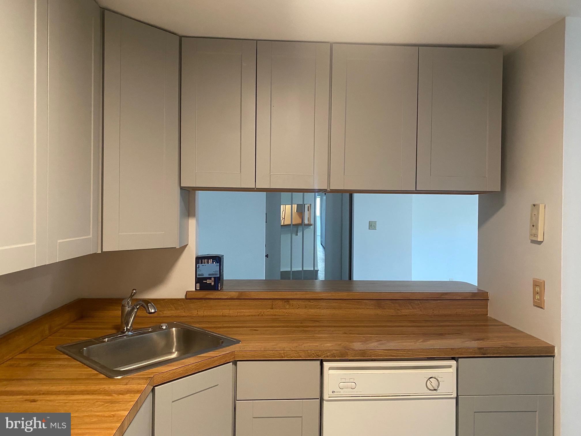 WOOD HOLLOW - Residential Lease