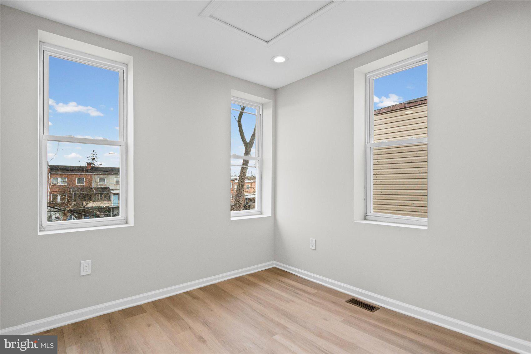 CARROLL-SOUTH HILTON - Residential