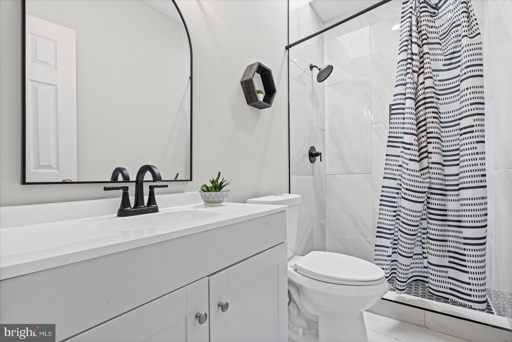 CARROLL-SOUTH HILTON - Residential