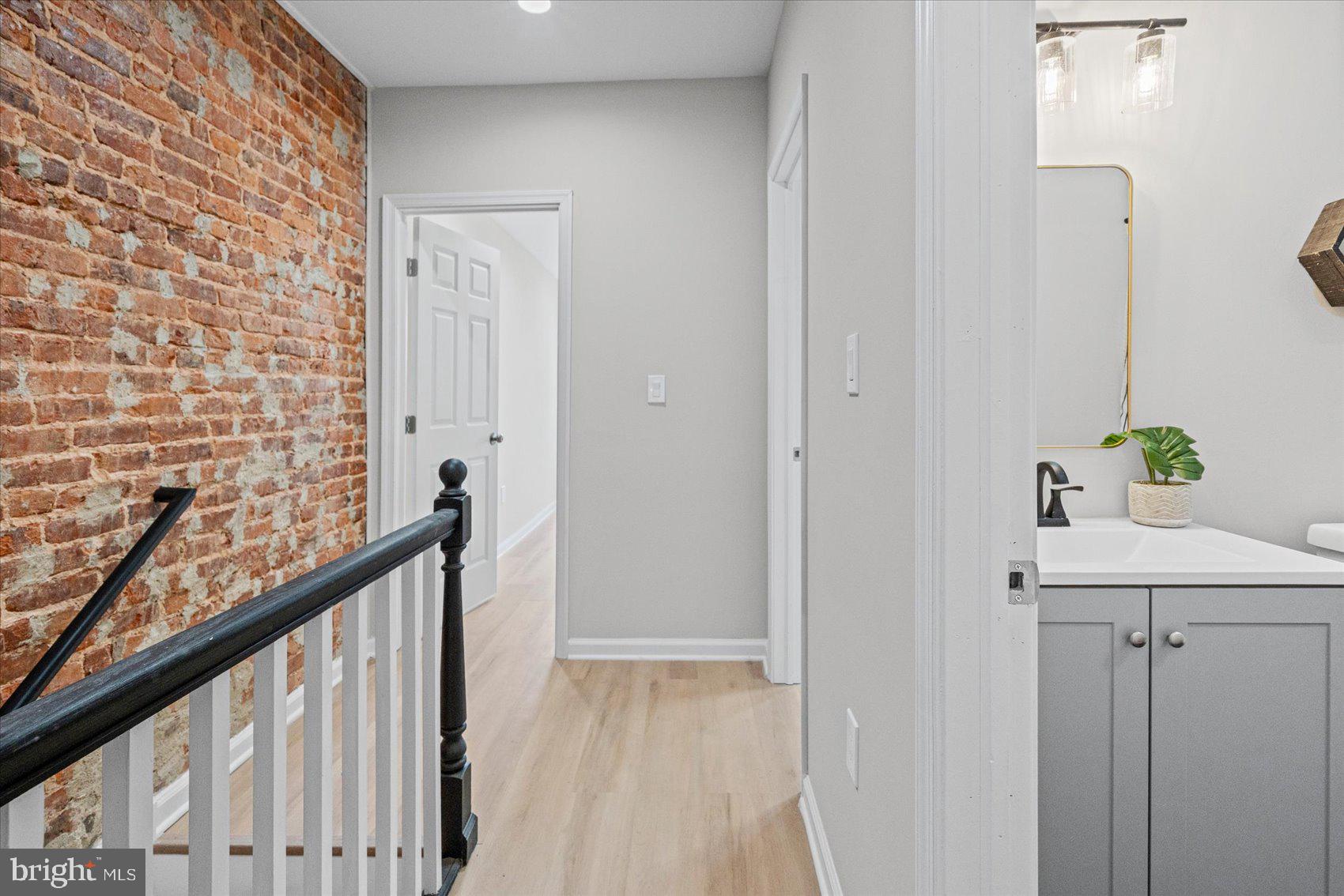 CARROLL-SOUTH HILTON - Residential