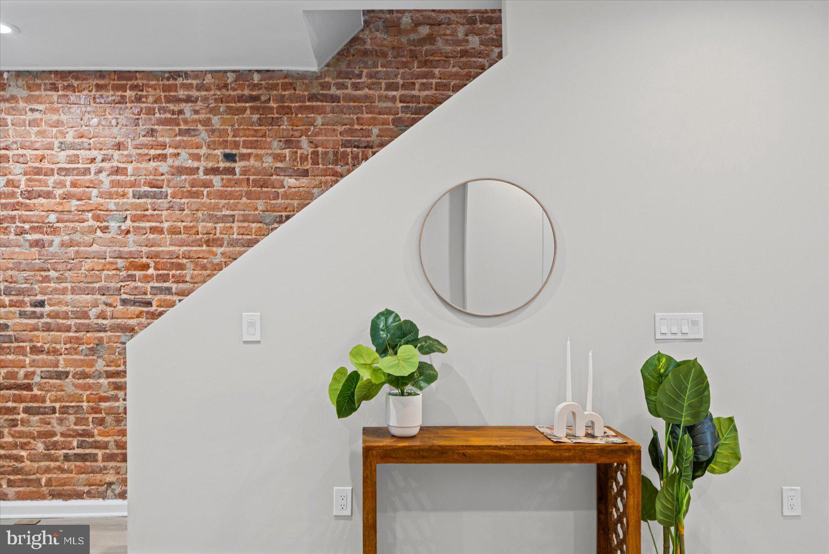 CARROLL-SOUTH HILTON - Residential