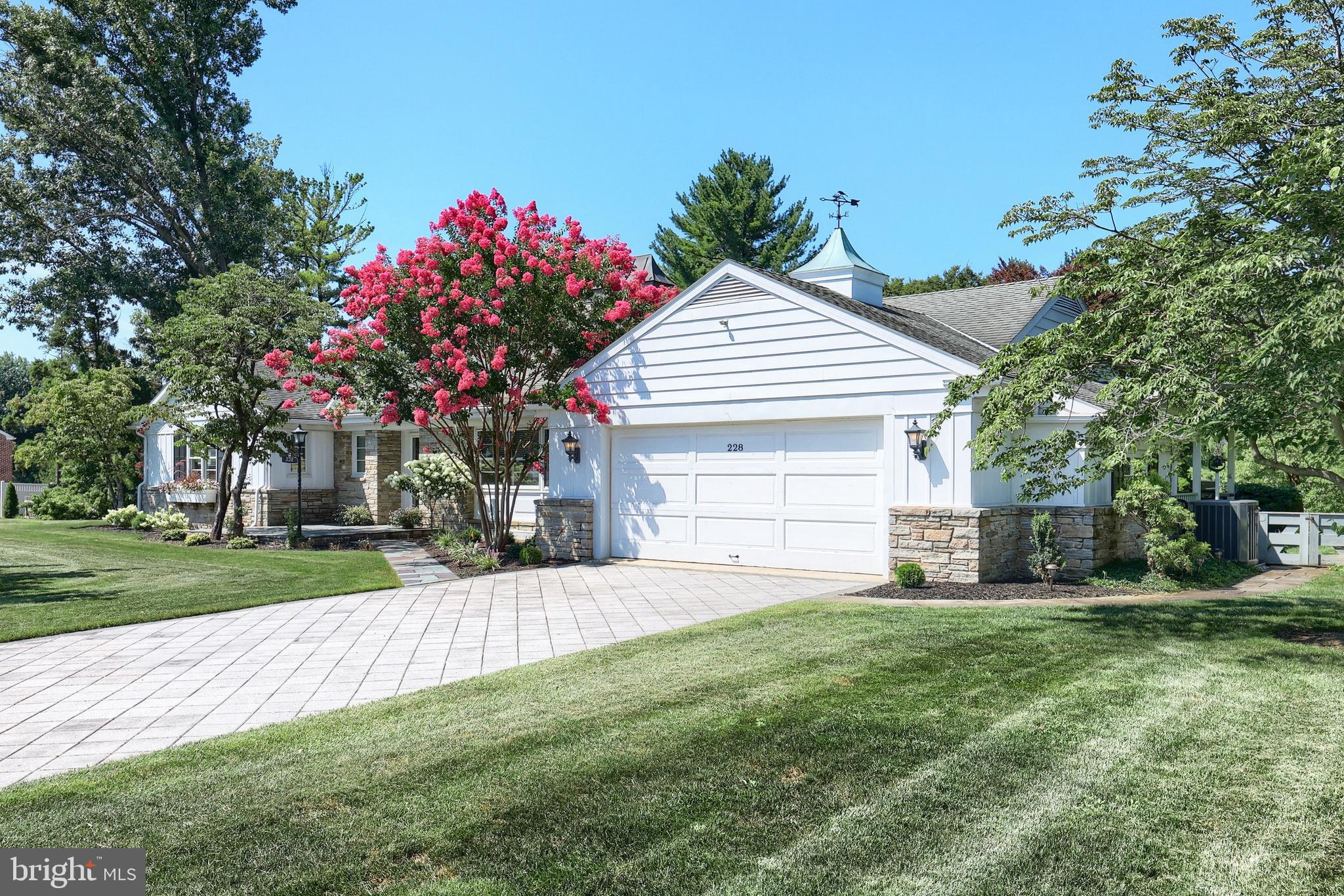 228 CLEARVIEW ROAD